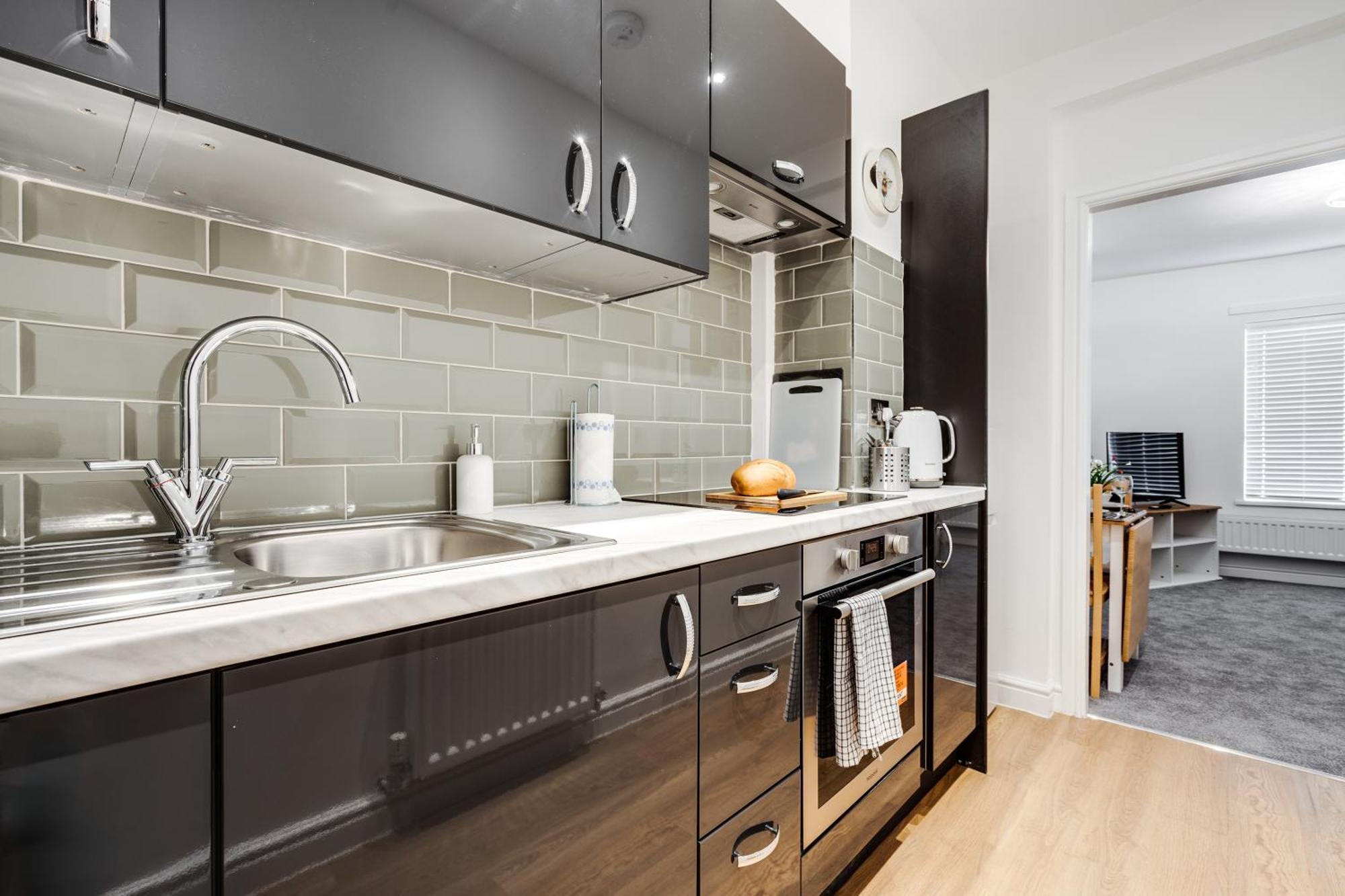 Buxton Apartment - 1 Bed, Free Parking, Wi-Fi Hazel Grove Экстерьер фото